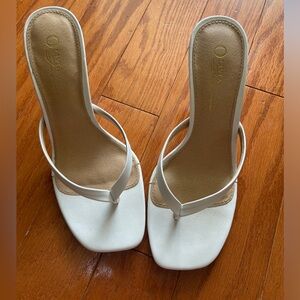 7.5 women’s white thong heels